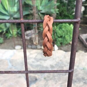 Leather braided bracelet!